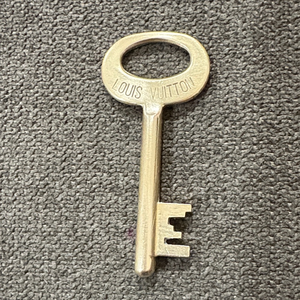 Louis Vuitton Skeleton Trunk Key